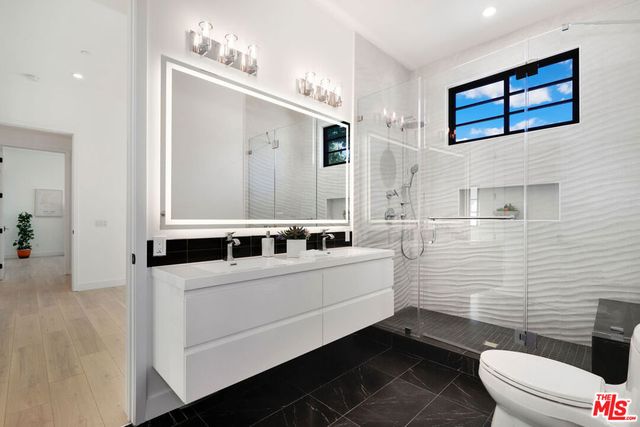 20171 Bayview Avenue, Newport Beach, CA 92660