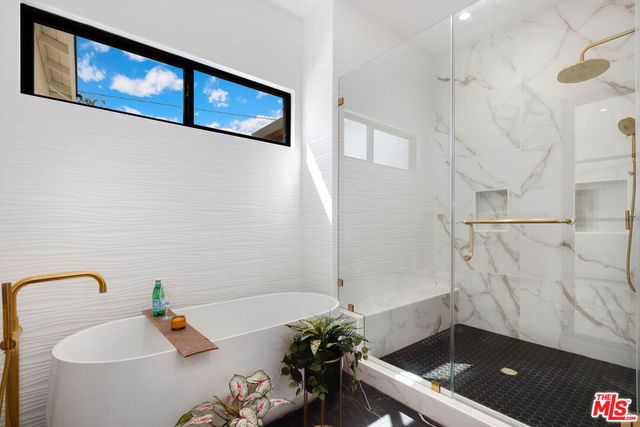 20171 Bayview Avenue, Newport Beach, CA 92660