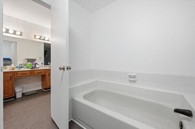 3928 Churchill Drive, Flower Mound, TX 75028