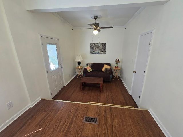 323 Burnt Gin Rd, Gaffney, SC 29340