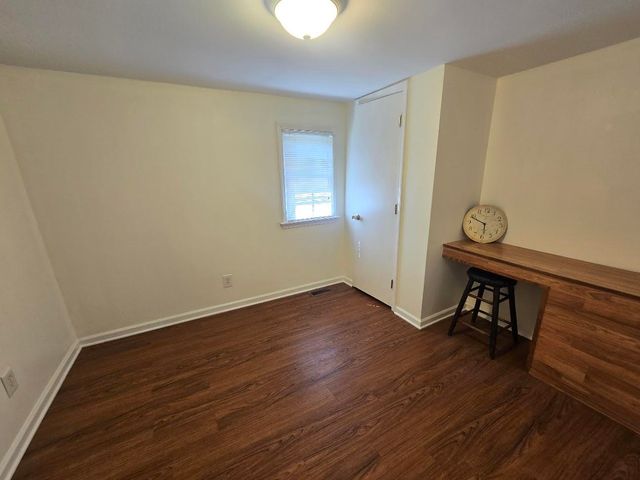 323 Burnt Gin Rd, Gaffney, SC 29340