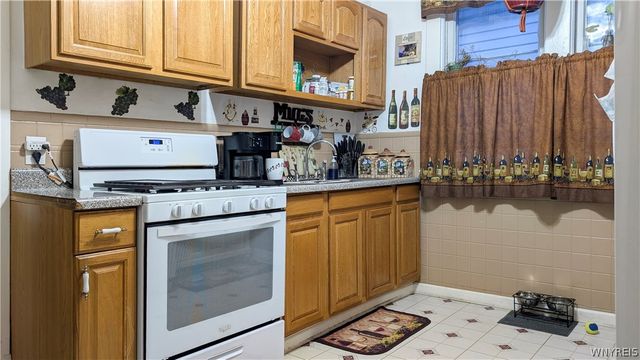 169 Potomac Avenue, Buffalo, NY 14213