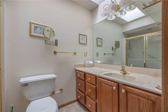6685 Oakwood Lane, Huber Heights, OH 45424