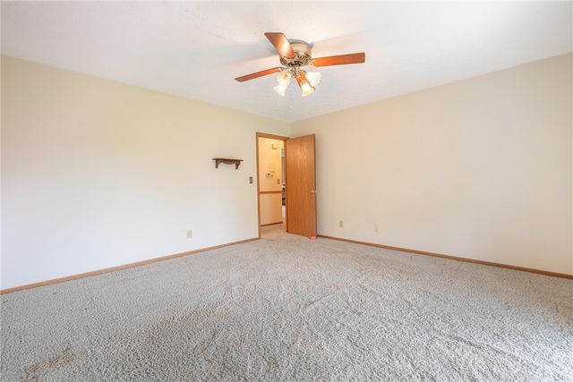 6685 Oakwood Lane, Huber Heights, OH 45424