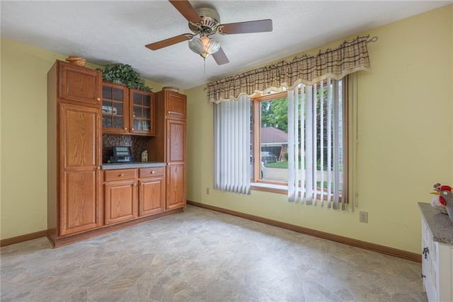6685 Oakwood Lane, Huber Heights, OH 45424