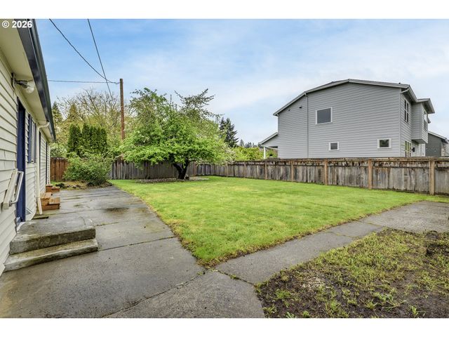 11820 Sw TIEDEMAN Ave, Portland, OR 97223
