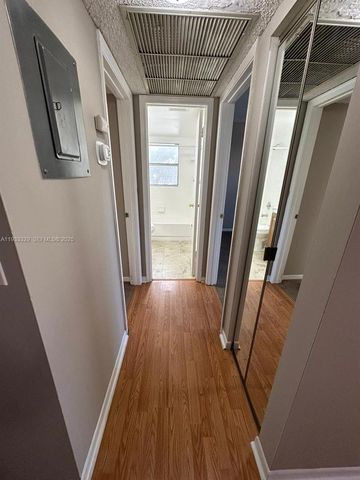 1016 Twin Lakes Dr 20-G, Coral Springs, FL 33071