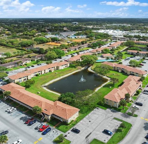 1016 Twin Lakes Dr 20-G, Coral Springs, FL 33071