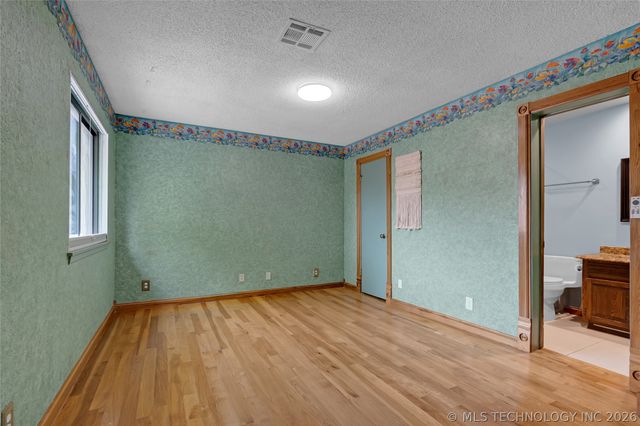 8425 S College Avenue, Tulsa, OK 74137