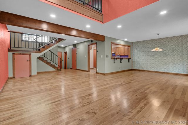 8425 S College Avenue, Tulsa, OK 74137