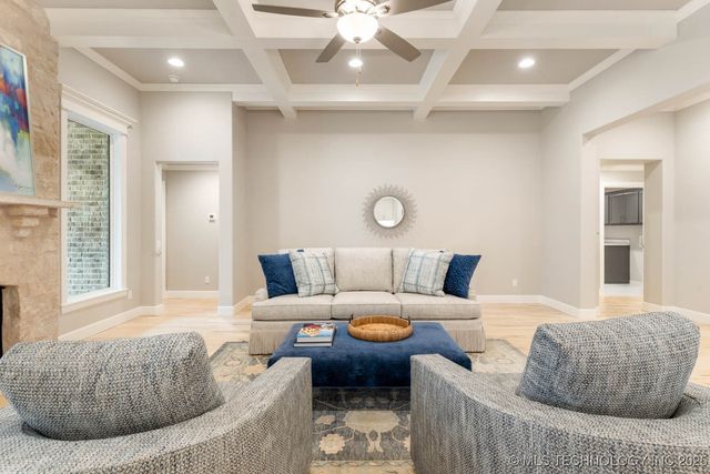 1604 Pinecrest Drive, Claremore, OK 74017