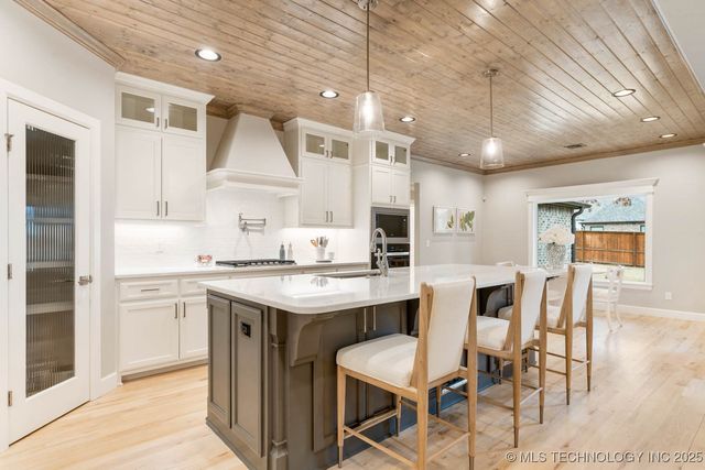 1604 Pinecrest Drive, Claremore, OK 74017