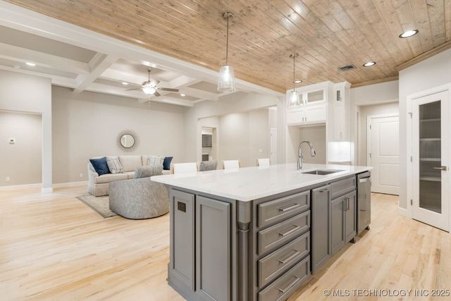 1604 Pinecrest Drive, Claremore, OK 74017