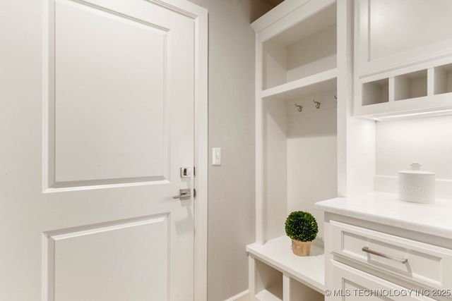 1604 Pinecrest Drive, Claremore, OK 74017