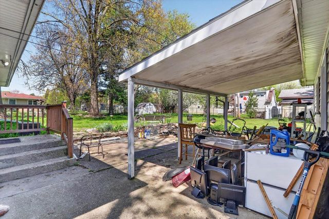 1710 Purvis Avenue, Janesville, WI 53548