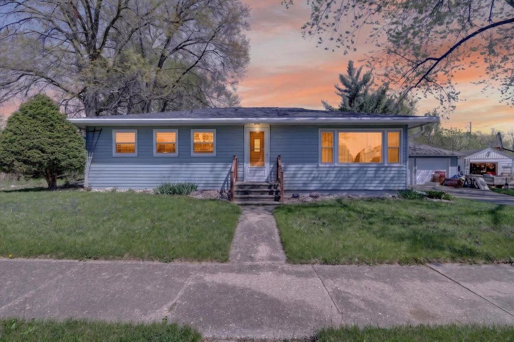 1710 Purvis Avenue, Janesville, WI 53548