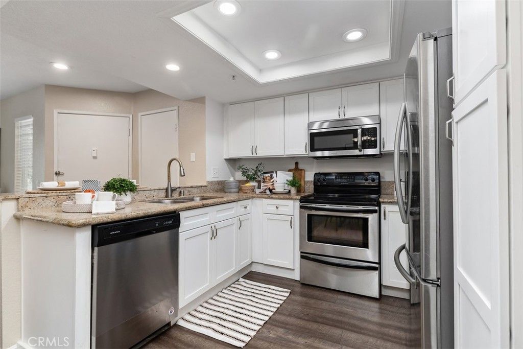 Image 15 of property listing at 227 S Cross Creek D, Orange, CA 92869
