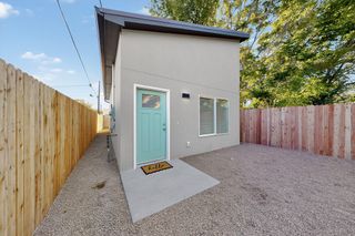 1100a 10th Street SW, Albuquerque, NM 87102