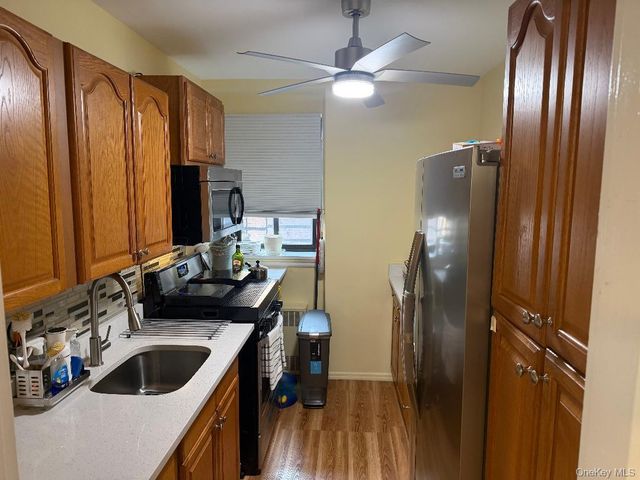 87-15 204th Street B51, Hollis, NY 11423