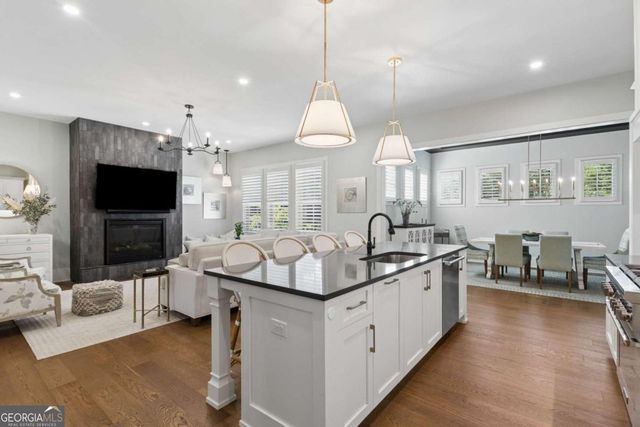 135 Emerson Court, Roswell, GA 30075