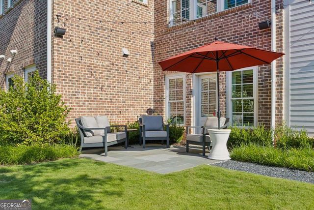 135 Emerson Court, Roswell, GA 30075