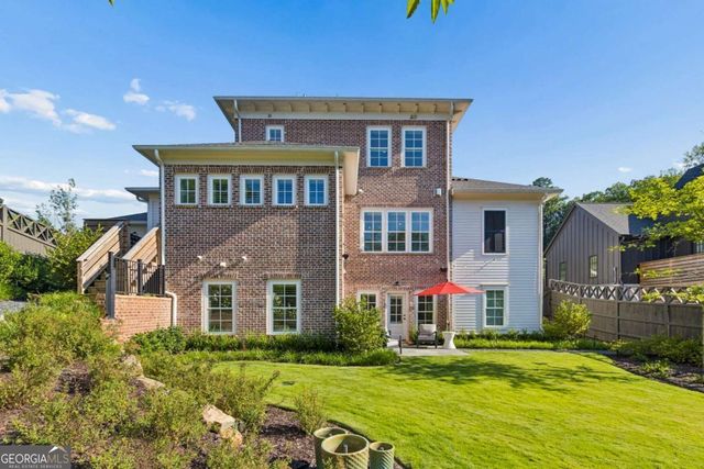 135 Emerson Court, Roswell, GA 30075
