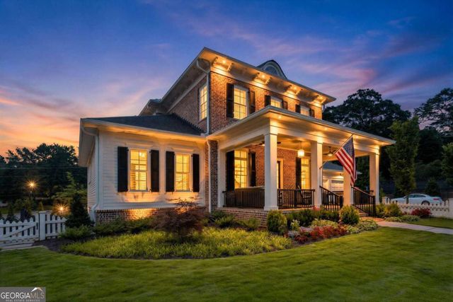 135 Emerson Court, Roswell, GA 30075