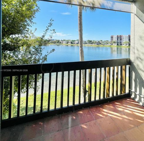 10000 NW 9th St Cir 2, Miami, FL 33172