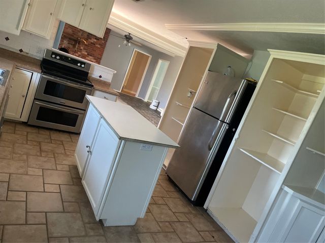 902 Ridgefield Drive, Plano, TX 75075