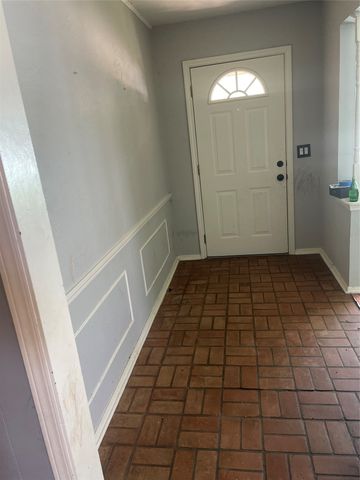 902 Ridgefield Drive, Plano, TX 75075