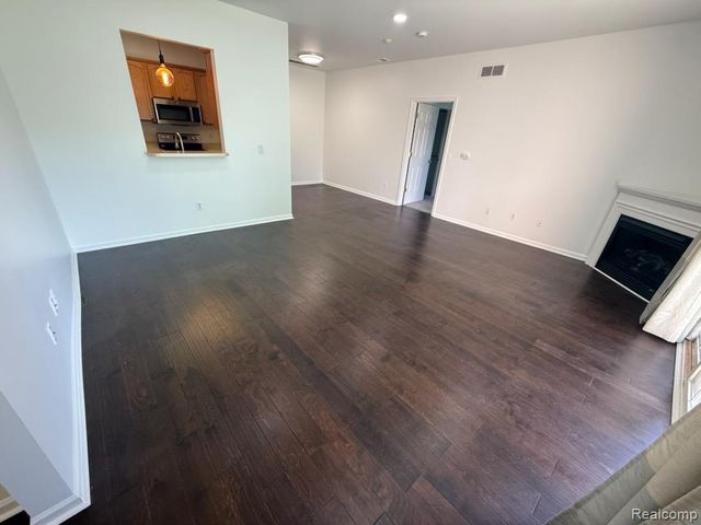 48449 Manor Bridge Drive, Canton, MI 48188