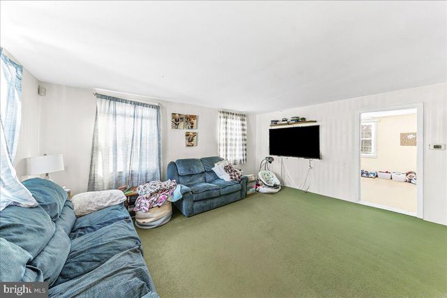 472 LARCHWOOD RD, Springfield, PA 19064