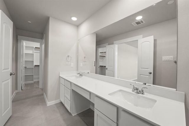 2738 Mariposa Creek Drive, Rosharon, TX 77583