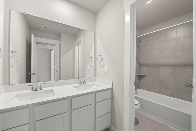 2738 Mariposa Creek Drive, Rosharon, TX 77583