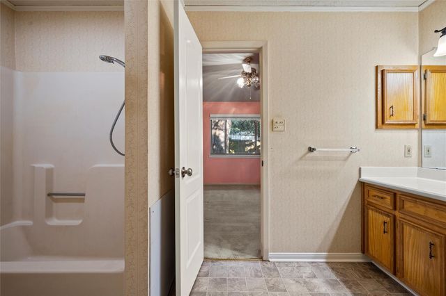 272 Locklar Loop, Waco, TX 76705