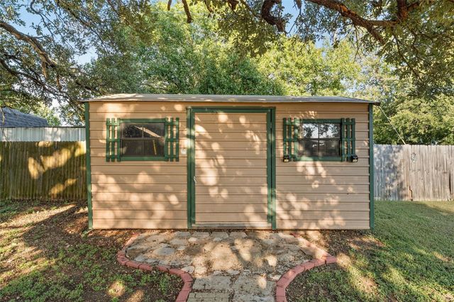 272 Locklar Loop, Waco, TX 76705