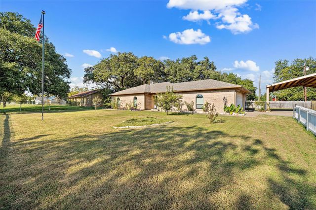 272 Locklar Loop, Waco, TX 76705