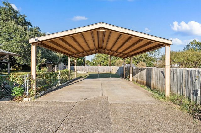 272 Locklar Loop, Waco, TX 76705