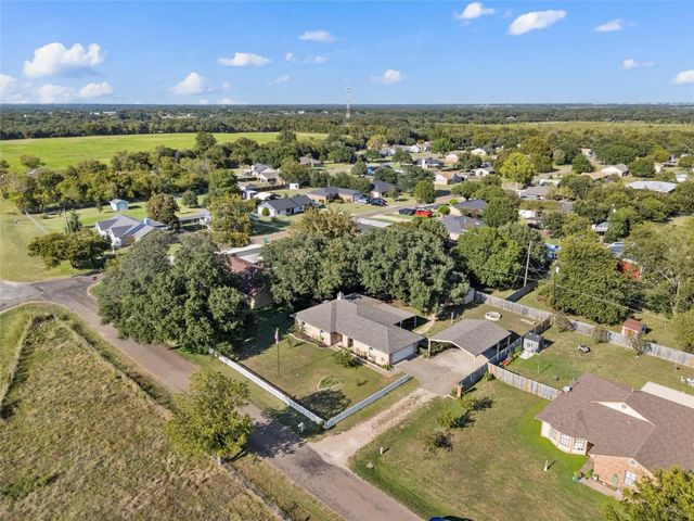 272 Locklar Loop, Waco, TX 76705