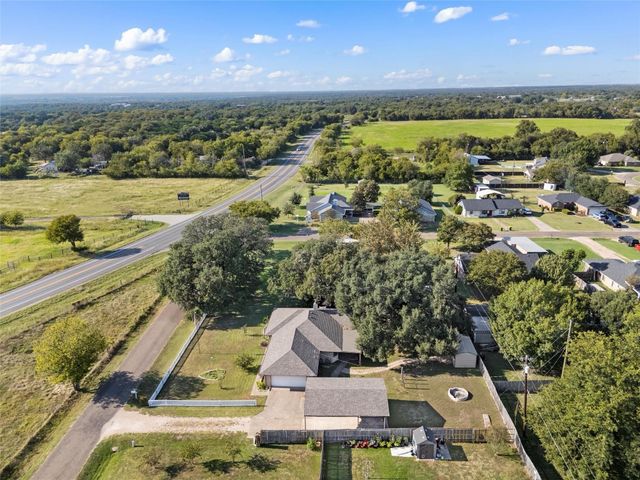 272 Locklar Loop, Waco, TX 76705