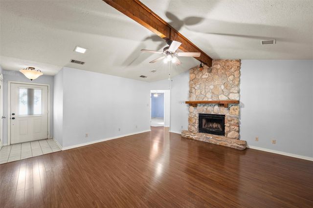 272 Locklar Loop, Waco, TX 76705