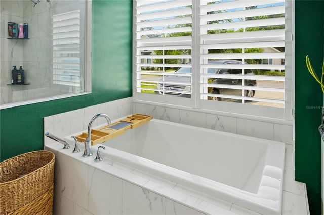 4003 NW 63RD WAY, Gainesville, FL 32606
