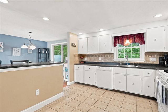 52 Oak Ridge Circle, Lynn, MA 01904
