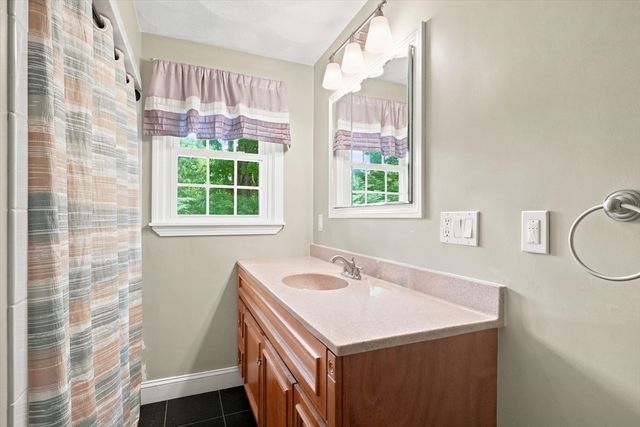 52 Oak Ridge Circle, Lynn, MA 01904