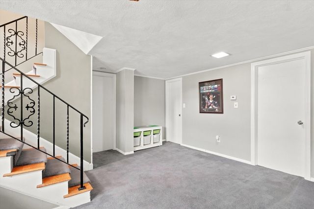 52 Oak Ridge Circle, Lynn, MA 01904
