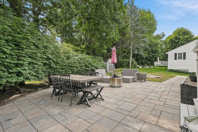 52 Oak Ridge Circle, Lynn, MA 01904