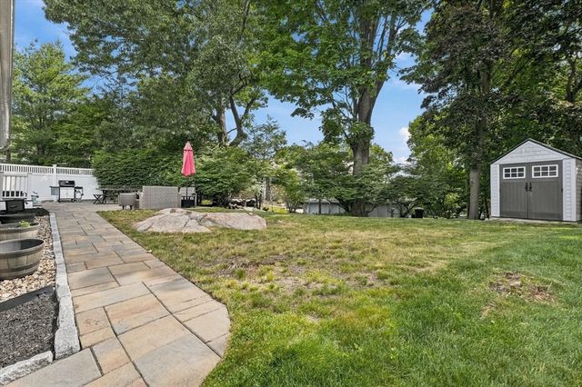 52 Oak Ridge Circle, Lynn, MA 01904