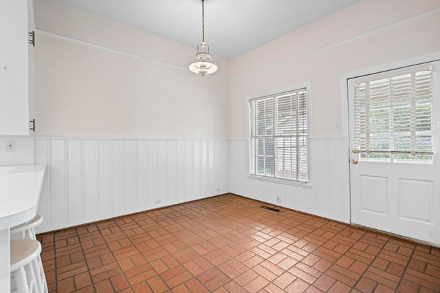 4407 Bonham Street, Dallas, TX 75229