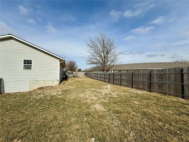 1801 N Alco Avenue, Maryville, MO 64468