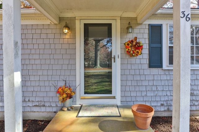 36 Grouse Lane, Barnstable, MA 02601